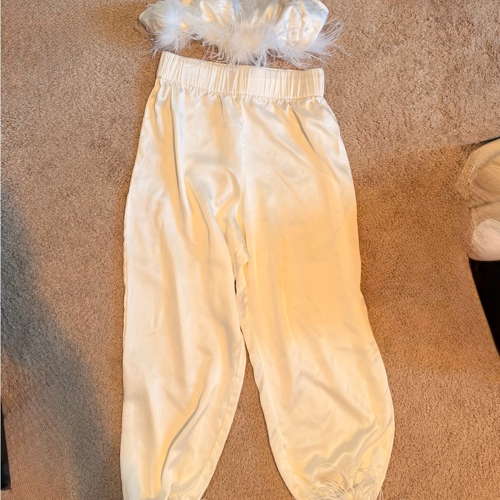 The Bar Cream Feather-Accent Pajama Set (Top & Bottom)